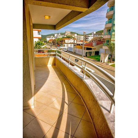 Garden Ville - Confortavel Apartamento Na Praia De Bombas Com Otima Localizacao Бомбіняс Екстер'єр фото