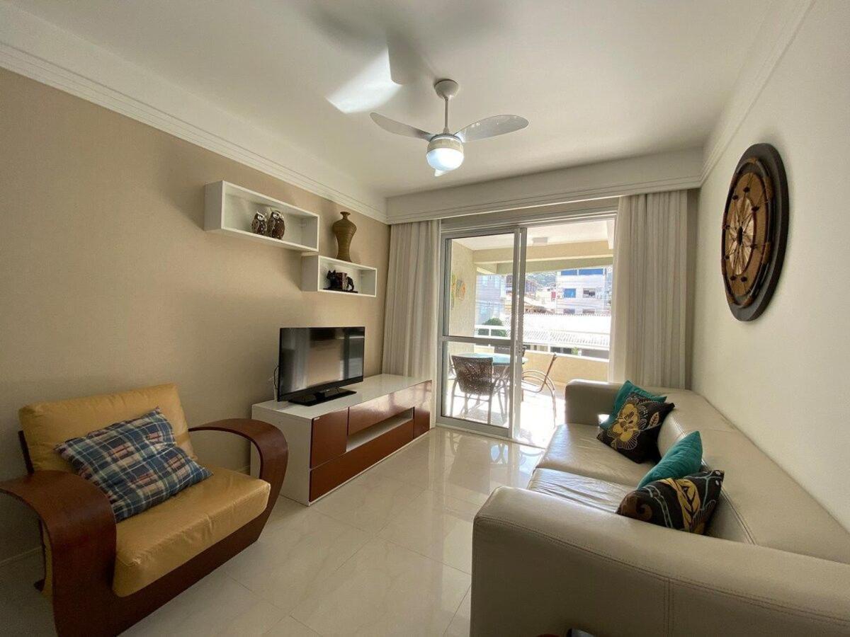 Garden Ville - Confortavel Apartamento Na Praia De Bombas Com Otima Localizacao Бомбіняс Екстер'єр фото