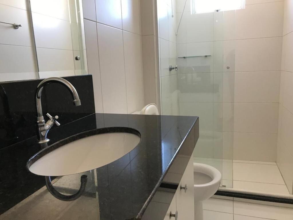 Garden Ville - Confortavel Apartamento Na Praia De Bombas Com Otima Localizacao Бомбіняс Екстер'єр фото